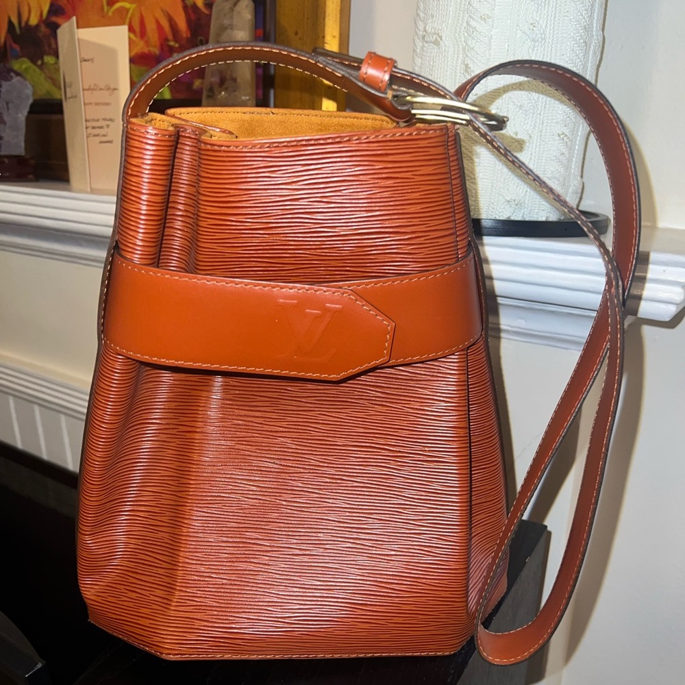 LV Shoulder Bag